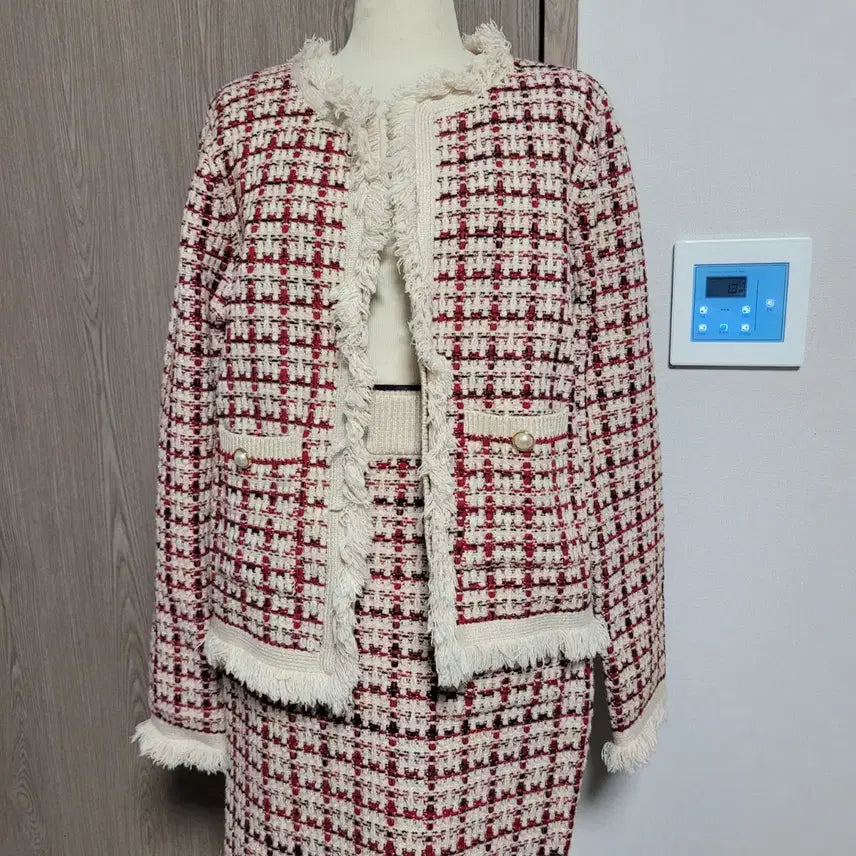 [BUNJANG] Dint Tweed Two-Piece Set (Jacket + Skirt) / 딘트 트위드 투피스 세트 (자켓+스커트)
