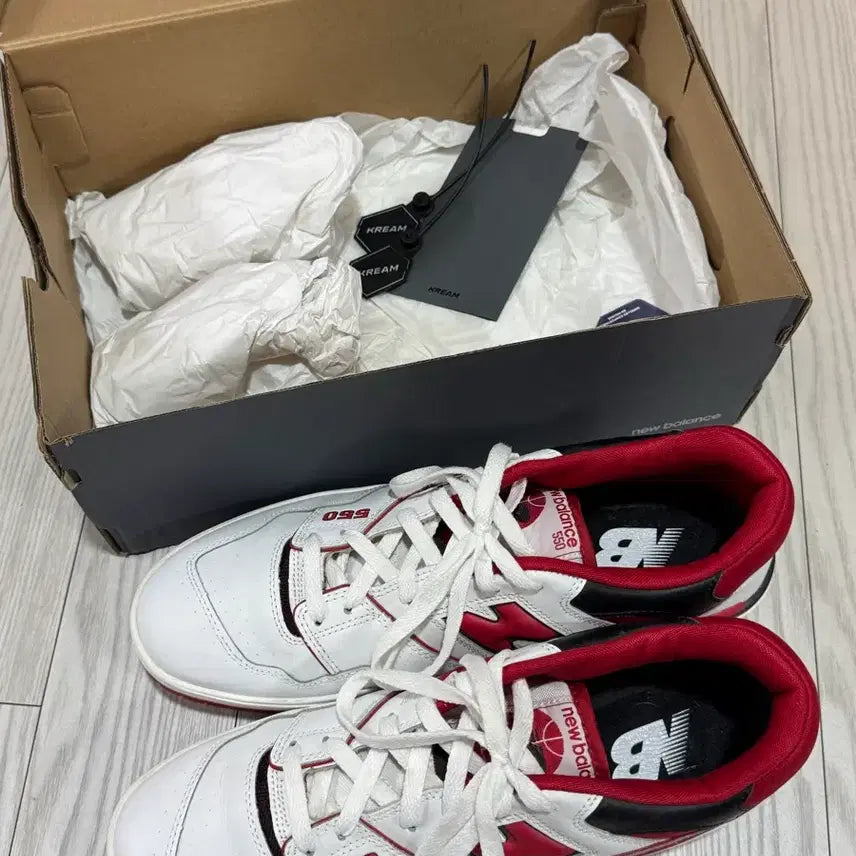 [BUNJANG] 뉴발란스550 화이트레드(295)상태s급 에메레온도르 맛컬러 굿사이즈 / 뉴발란스550 화이트레드(295)상태s급 에메레온도르 맛컬러 굿사이즈
