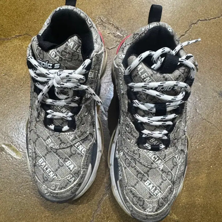 [BUNJANG] Balenciaga Gucci Track Sneakers Logo Pattern / 발렌시아가 구찌 트랙 스니커즈 로고 패턴