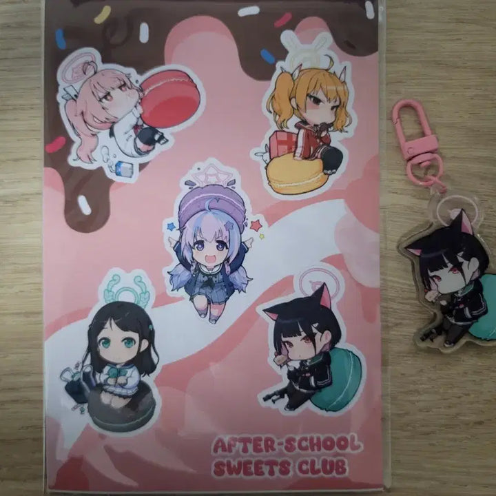 [BUNJANG] Blue Archive Abydos High School Sticker + Kazusa Acrylic Keyring / 블루아카이브 방디부 스티커+카즈사 아크릴 키링