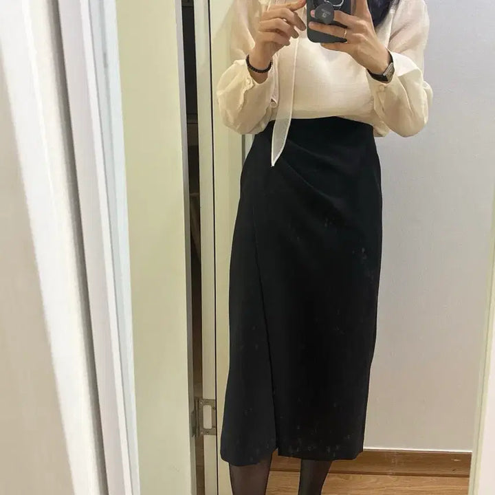 [BUNJANG] Rian New York Ribbon See-through Blouse and Long Skirt Set / 리본 블라우스,하객룩,오피스룩,정장셋업,시스루블라우스,롱치마,치마셋업
