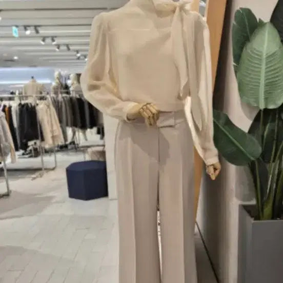 [BUNJANG] Rian New York Ribbon See-through Blouse and Long Skirt Set / 리본 블라우스,하객룩,오피스룩,정장셋업,시스루블라우스,롱치마,치마셋업