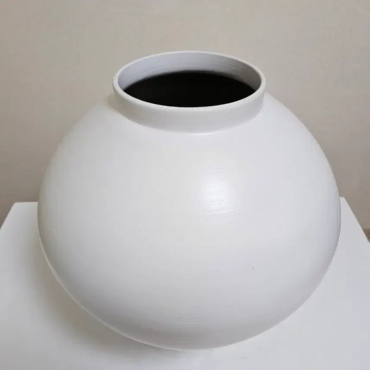 [BUNJANG] Large Matte White Moon Jar (48cm) / 무광 대형 달항아리 3번  (48cm)