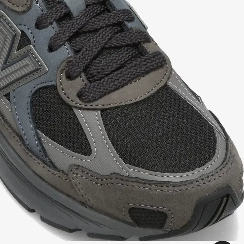 [BUNJANG] New Balance 2010 Sneakers / 뉴발란스 2010 / 275 사이즈