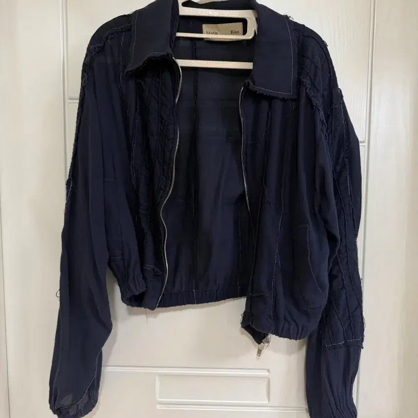[SOLD OUT] 마뗑킴 빈티지 자켓 네이비