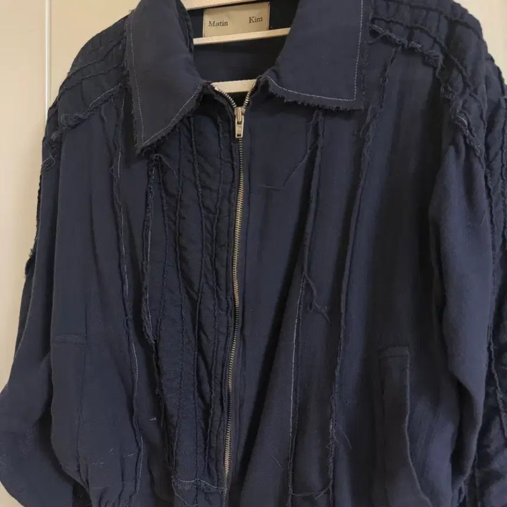 [SOLD OUT] 마뗑킴 빈티지 자켓 네이비
