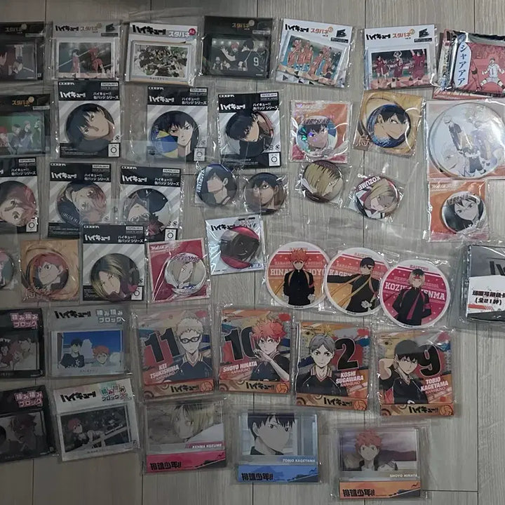 [BUNJANG] Haikyu Acrylic Photocard &amp; Can Badge Bundle Set / 급처리 하이큐 아크릴 포토카드 캔뱃지