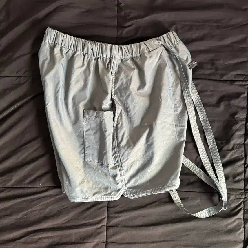 [SOLD OUT] FEAR OF GOD 6th 밀리터리 쇼츠 M