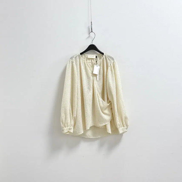 [BUNJANG] Wunderkammer Textured Blouse / 분더캄머 텍스쳐 블라우스