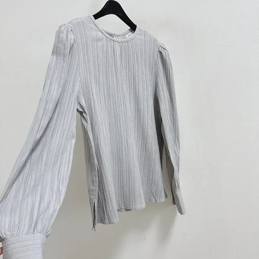 [BUNJANG] Freshlabel Ria Puff Blouse / 프레시라벨 리아 퍼프 블라우스