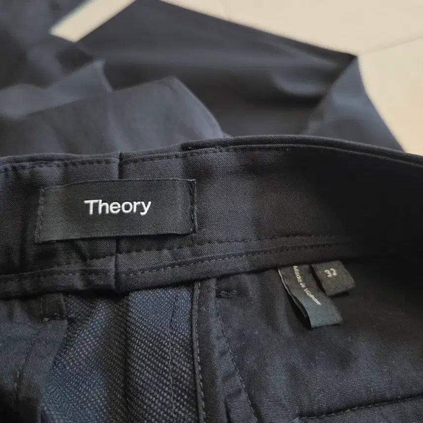 [BUNJANG] Theory Neoteric Jane Slacks Pants / 띠어리 네오테릭 제인슬랙스 팬츠
