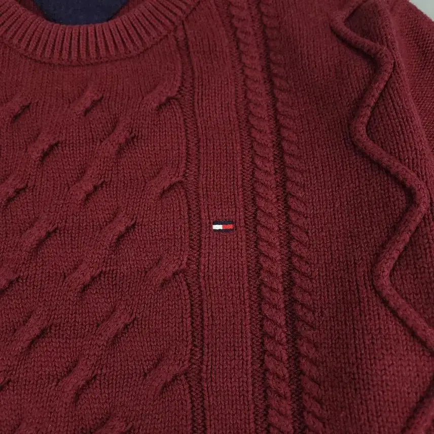 [BUNJANG] Tommy Hilfiger Cable Knit Sweater / 타미힐피거 버건디 케이블패턴 꽈배기패턴 라운드넥 울 코튼블렌드 니트 M