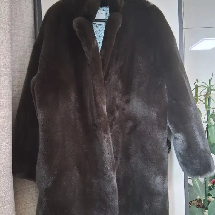 [BUNJANG] Sandro Faux Fur Coat / Sandro 산드로 페이크퍼 코트
