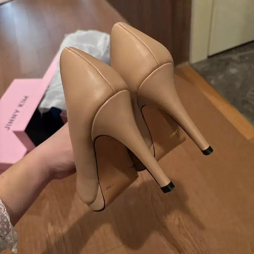 [BUNJANG] Jinny Kim J Platform Pumps 9cm - Beige/Black / 새상품) 지니킴 제이 플랫폼 펌프스 9cm 235 /베이지 블랙 2개 있