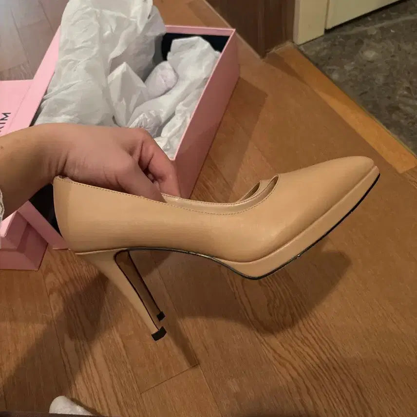 [BUNJANG] Jinny Kim J Platform Pumps 9cm - Beige/Black / 새상품) 지니킴 제이 플랫폼 펌프스 9cm 235 /베이지 블랙 2개 있