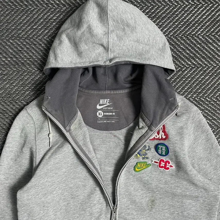 [BUNJANG] Nike Patchwork Gray Hoodie Zip-up / 나이키 와펜 패치워크 그레이 후드집업 y 4908