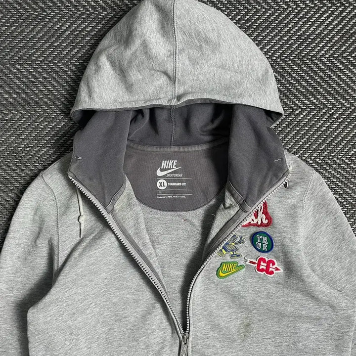 [BUNJANG] Nike Patchwork Gray Hoodie Zip-up / 나이키 와펜 패치워크 그레이 후드집업 y 4908