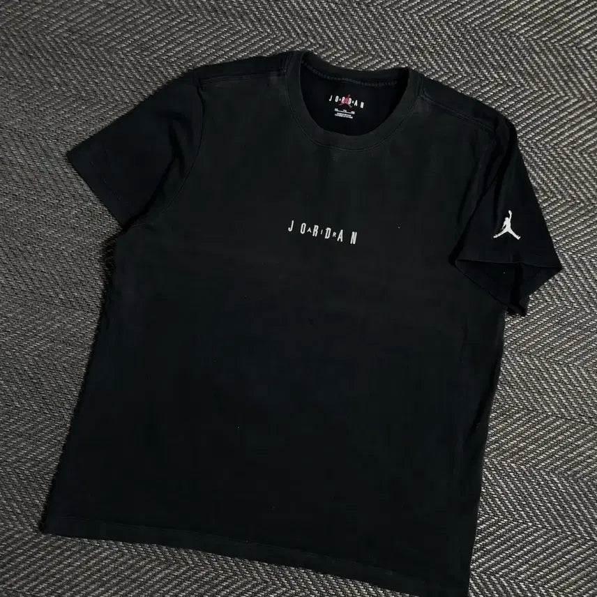[BUNJANG] Nike Air Jordan Black Short Sleeve T-shirt / 나이키 에어 조던 반팔 티셔츠 블랙y 4909