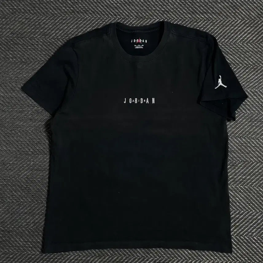 [BUNJANG] Nike Air Jordan Black Short Sleeve T-shirt / 나이키 에어 조던 반팔 티셔츠 블랙y 4909