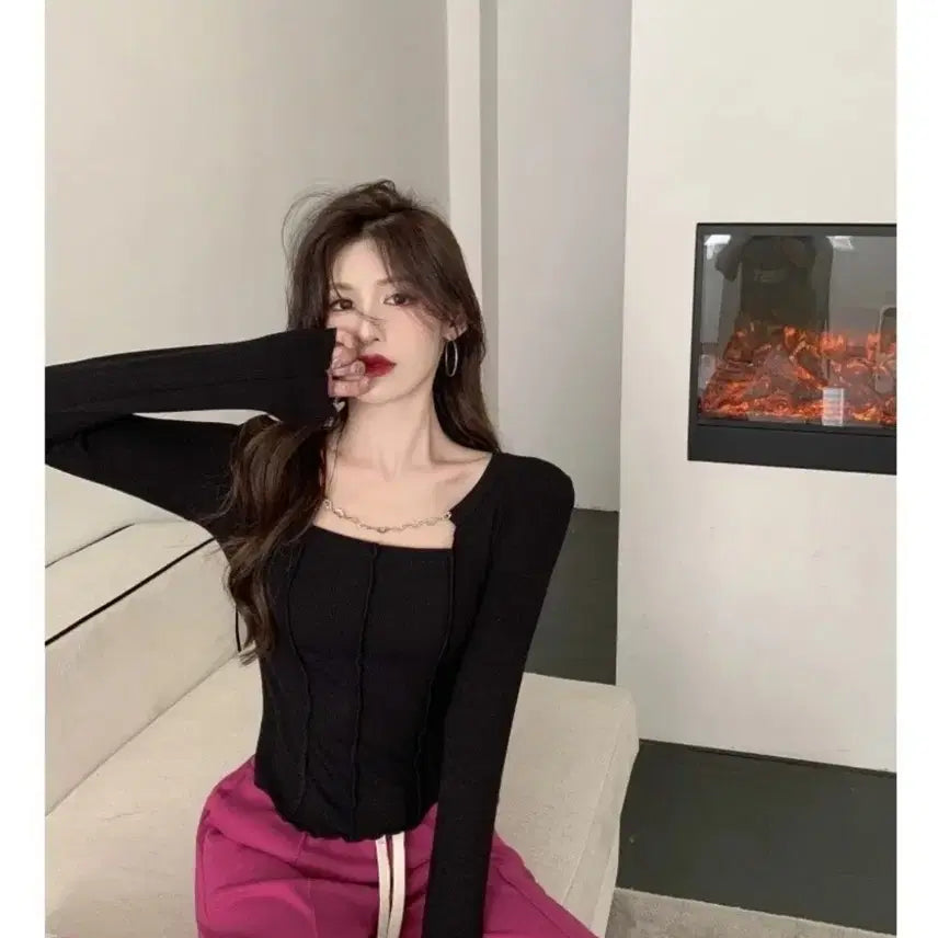 [BUNJANG] Square Neck Chain Detachable T-Shirt / 새옷)스퀘어넥 티셔츠 (체인탈착)