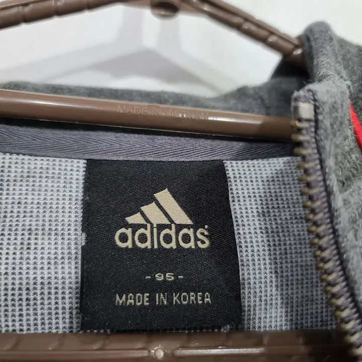 [BUNJANG] Adidas Hooded Zip-up Jacket (95 Size) / 아디다스/후드집업/95사이즈/D185