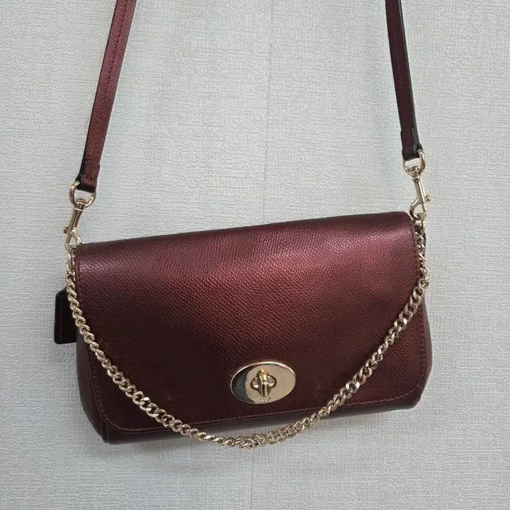 [BUNJANG] Coach Burgundy Crossbody Bag / 코치  버건디 크로스백