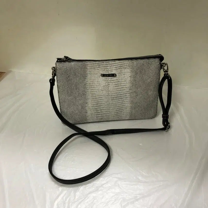 [BUNJANG] Anne Klein Crossbody Bag / 앤클라인 크로스백@9923