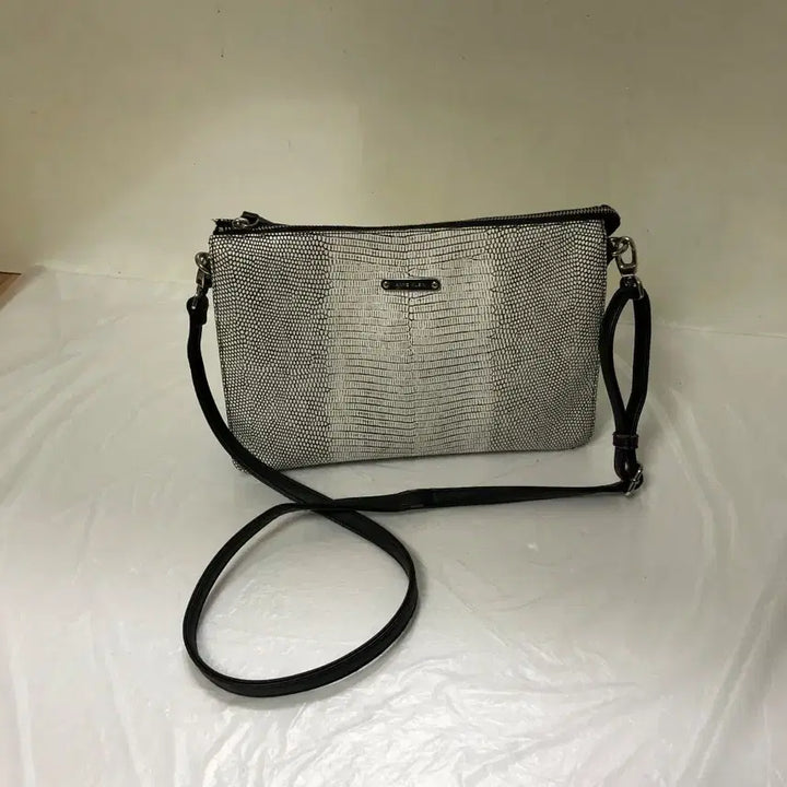 [BUNJANG] Anne Klein Crossbody Bag / 앤클라인 크로스백@9923