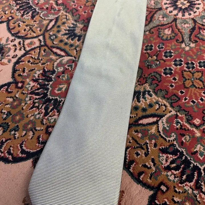 [BUNJANG] Burberry Necktie (Discolored) / 버버리 BURBERRY 명품 넥타이 악세사리 (변색/탈색)