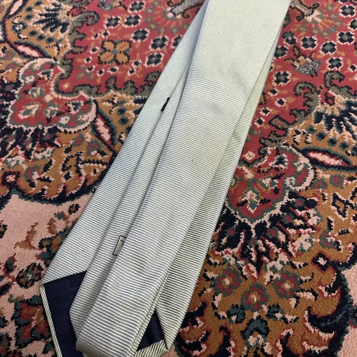 [BUNJANG] Burberry Necktie (Discolored) / 버버리 BURBERRY 명품 넥타이 악세사리 (변색/탈색)
