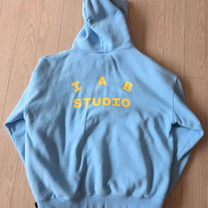 [BUNJANG] IAPP Studio Hoodie Sky Blue XL / 아이앱 스튜디오 후드 스카이 블루 XL