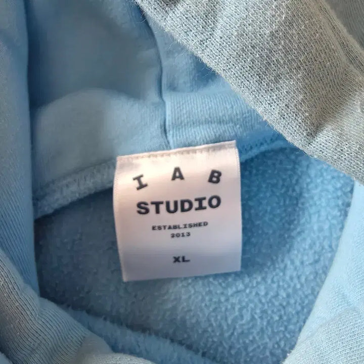 [BUNJANG] IAPP Studio Hoodie Sky Blue XL / 아이앱 스튜디오 후드 스카이 블루 XL