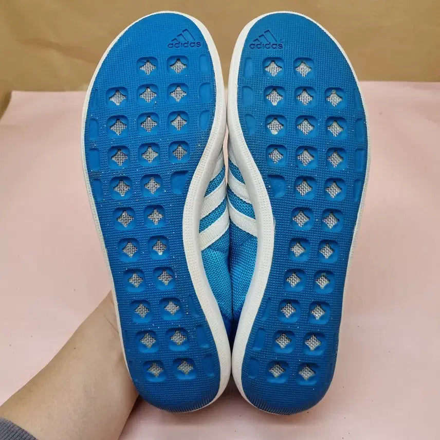 [BUNJANG] Adidas Climacool Slip-on Sneakers / 아디다스 클라이마쿨 슬립온 245