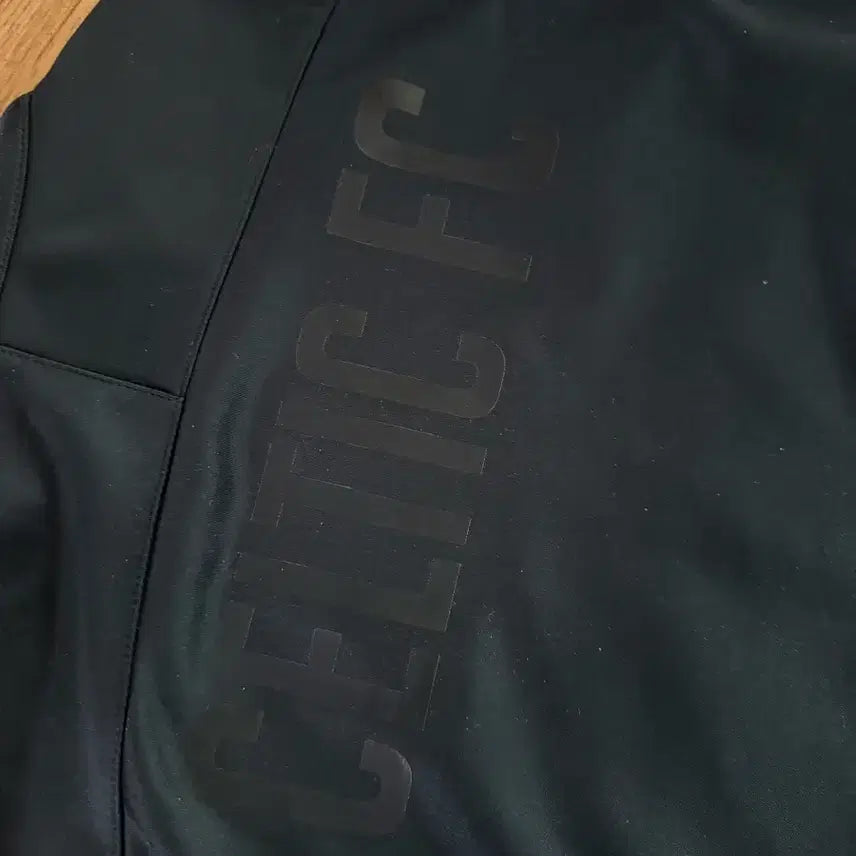 [BUNJANG] New Balance Celtic Track Top / 뉴발란스 셀틱 트랙탑