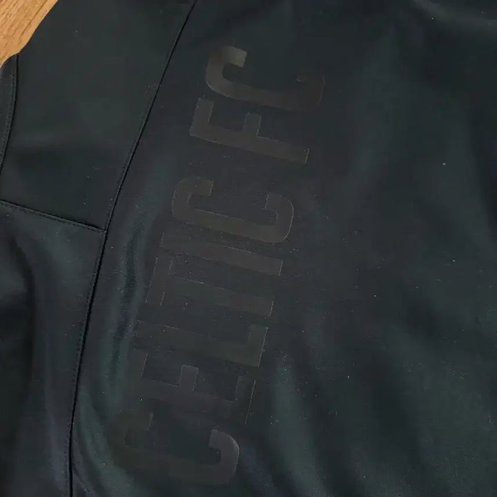 [BUNJANG] New Balance Celtic Track Top / 뉴발란스 셀틱 트랙탑