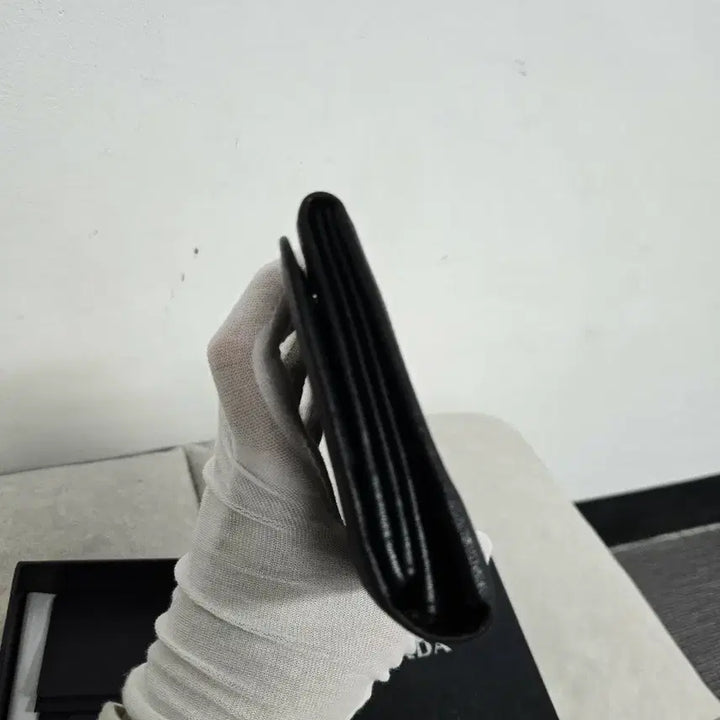 [BUNJANG] Prada Saffiano Leather Long Wallet / [보증서 정품] 프라다 사피아노 가죽 장지갑
