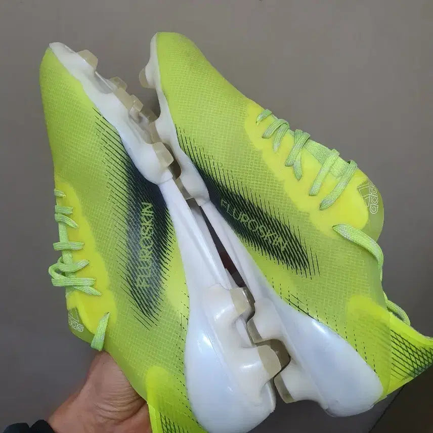 [BUNJANG] Adidas Ghosted.1 HG Soccer Cleats / 아디다스고스티드.1 hg 265