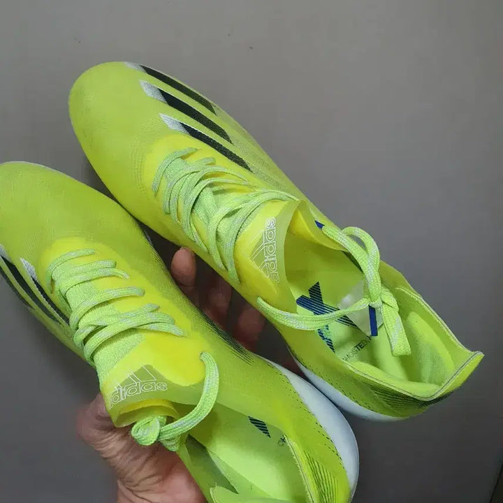 [BUNJANG] Adidas Ghosted.1 HG Soccer Cleats / 아디다스고스티드.1 hg 265