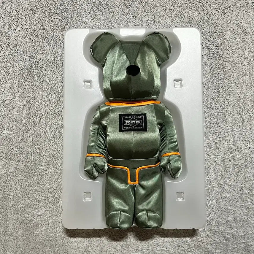 [BUNJANG] Medicom Toy BE@RBRICK x Porter Yoshida Sage 400% / 400% 요시다 포터 세이지 베어브릭 판매