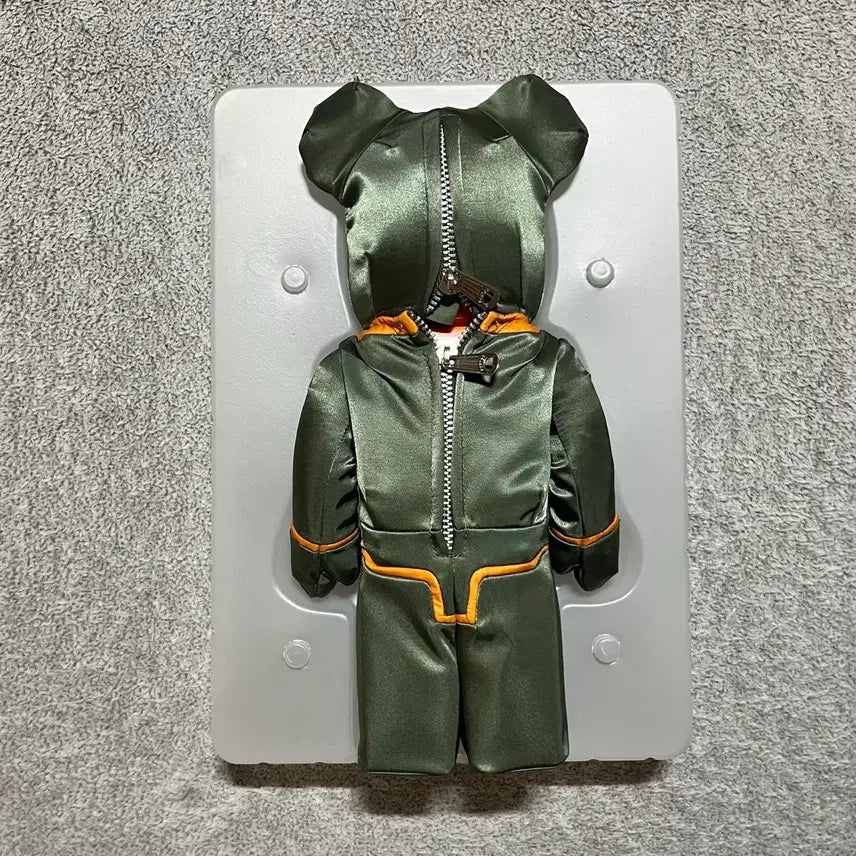 [BUNJANG] Medicom Toy BE@RBRICK x Porter Yoshida Sage 400% / 400% 요시다 포터 세이지 베어브릭 판매
