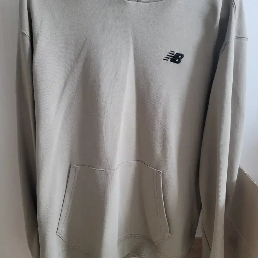 [BUNJANG] New Balance Hoodie T-Shirt Size 105 / 뉴발란스 후드티셔츠105