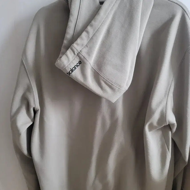[BUNJANG] New Balance Hoodie T-Shirt Size 105 / 뉴발란스 후드티셔츠105