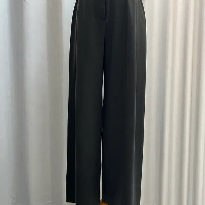 [BUNJANG] Hansem LANVIN COLLECTION Semi-Wide Fit Slacks / 한섬 LANVIN COLLECTION 랑방 컬렉션 슬랙스입니다.