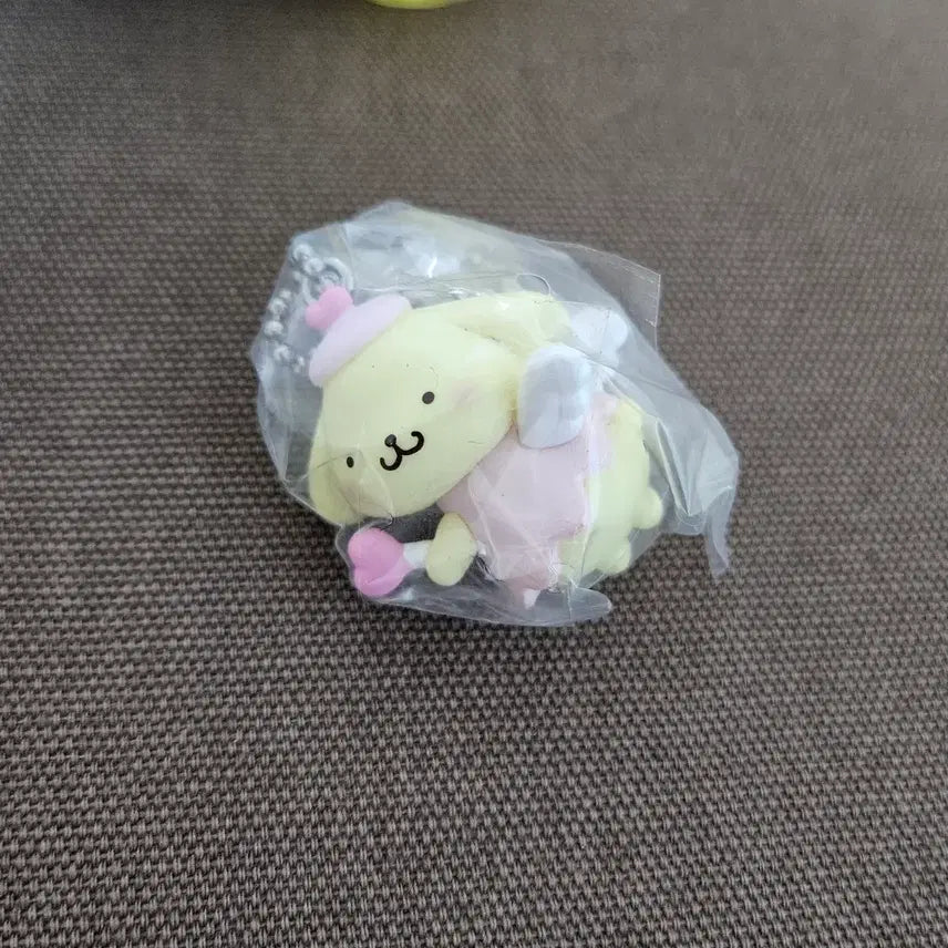 [BUNJANG] Sanrio Yumemiru Dreaming Angel Swing Gacha Keyring / 산리오 유메미루 꿈꾸는 천사 드리밍 엔젤 스윙 가챠 키링