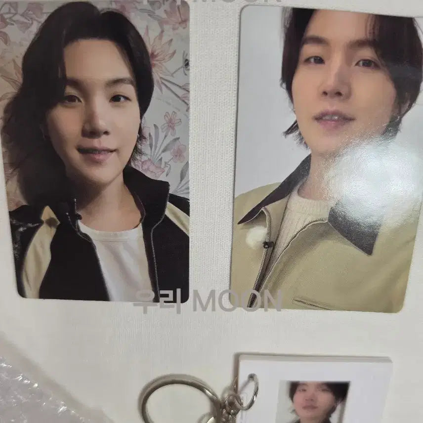 [BUNJANG] BTS Suga Photocard + Keyring Set / 방탄소년단 아리랑 Arirang 슈가 윤기 포토카드 + 키링 세트