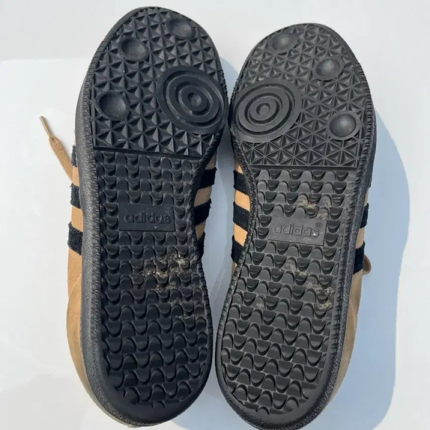 [BUNJANG] Adidas Samba ADV Cardboard Sneakers / 아디다스 삼바 ADV 카드보드 (290)