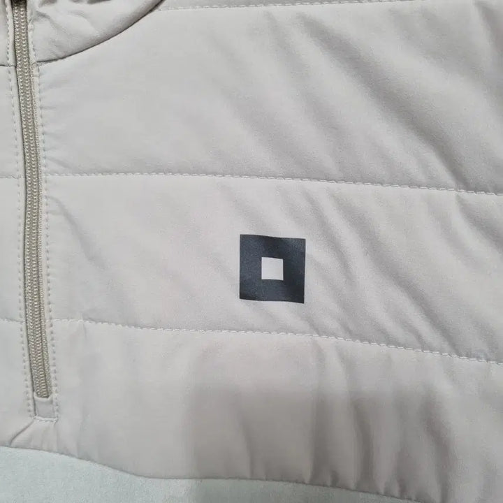 [SOLD OUT] 온오프 반집업 맨투맨 남100-105ㅡ0327