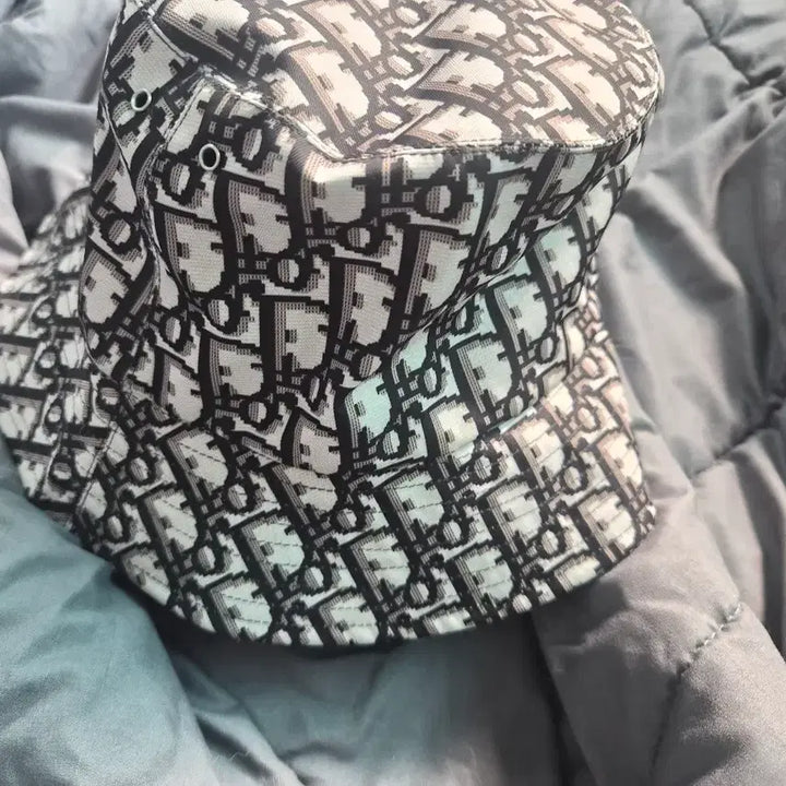[BUNJANG] Dior Oblique Bucket Hat / 디올 오블리크 버킷햇