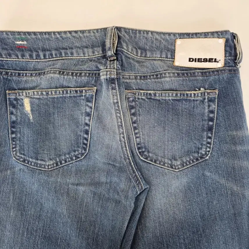 [BUNJANG] Diesel LOUVELY Denim Jeans W29 L32 / 디젤 데님팬츠 데미지진 중청 W29 L32
