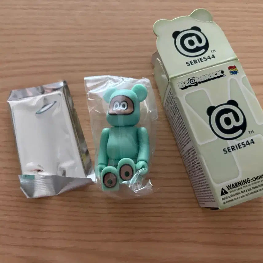 [BUNJANG] Bearbrick 44th Cute Tanukun / 베어브릭 44탄 큐트 타누쿤